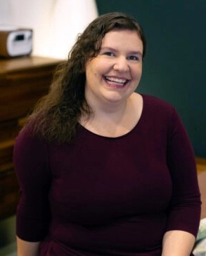Porträt von Hebamme Annalisa Kümin